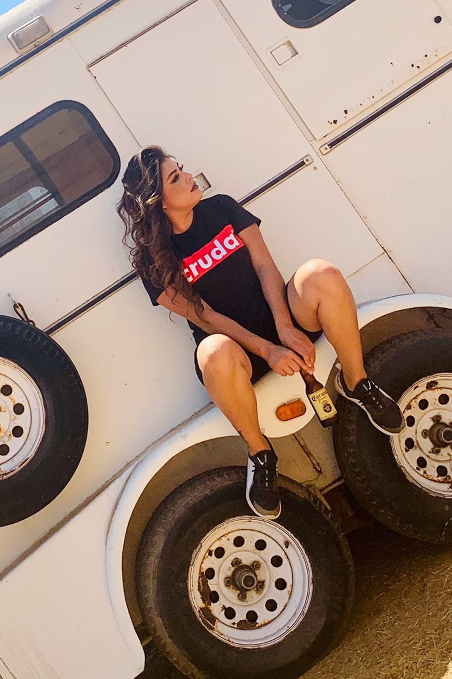 Cruda mood T Shirt Women